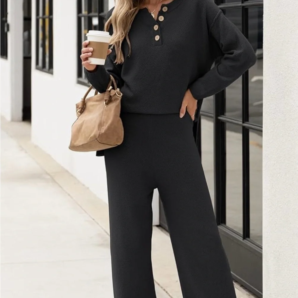 Black Button-Up Lounge Set - Picture 2 of 7